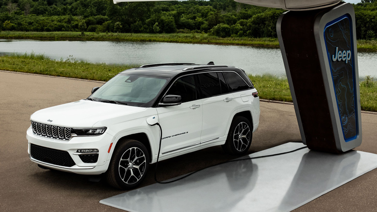 Αυτό είναι το plug-in υβριδικό Jeep Grand Cherokee 4xe